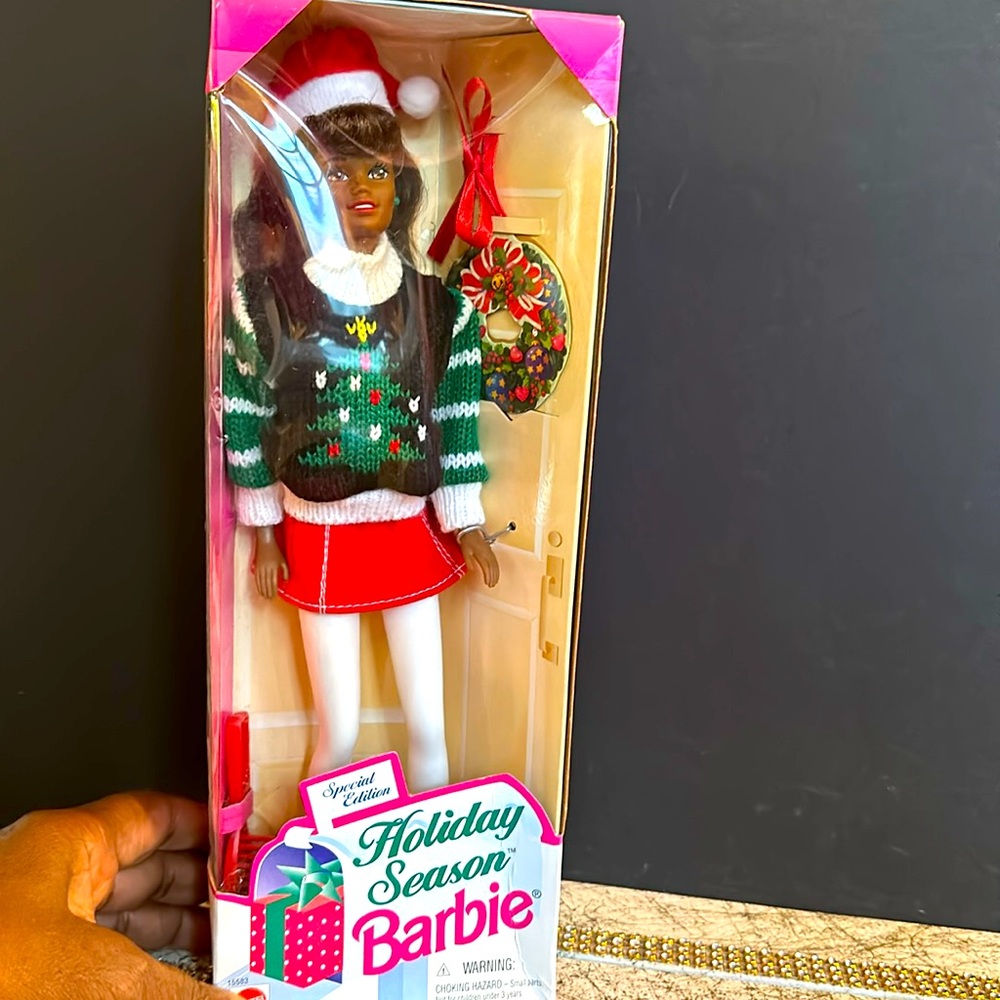 1996 Holiday Season Barbie-NRFB